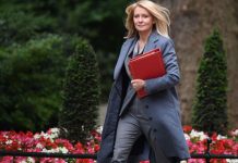 Esther McVey apologises in Commons for benefits blunder | Politics | News – UK
