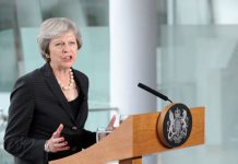 Brexit news: Theresa May throws down BREXIT GAUNTLET over Irish border | Politics | News – UK