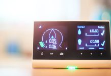Smart meters to save energy customers just £11 a year, MPs warn – UK