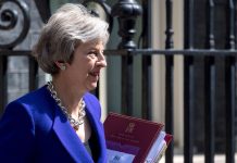 Davis ‘tells May customs plan is unworkable’ on eve of crunch Brexit meeting – UK