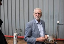 Corbyn set to back down on anti-Semitism | Politics | News – UK