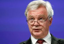 Davis urges May to scrap Chequers plan | Politics | News – UK