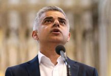 BREXIT LIVE: Sadiq Khan claims police preparing for ‘CIVIL UNREST’ | Politics | News – UK