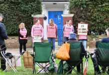 Government rejects calls to introduce buffer zones at abortion clinics – UK