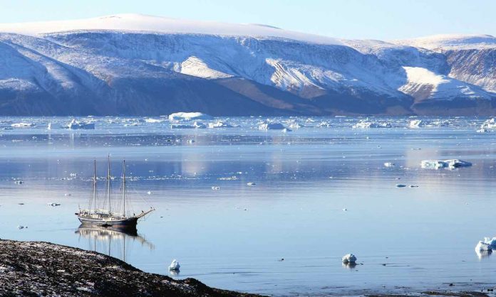 Earth Oldest Dirt: UO geologist Greg Retallack has dirt on his hands