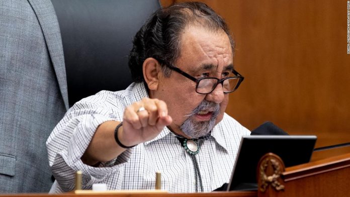 Biologist on lawmaker's mask claim: That's not how it works