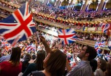 BBC mocked: Land of Hope and Glory reaches number one in chart after Proms row | UK | News (Reports)