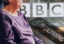 BBC warning: Baffled OAPs targetted by SCAMMERS as free TV licence fee ends | UK | News (Reports)