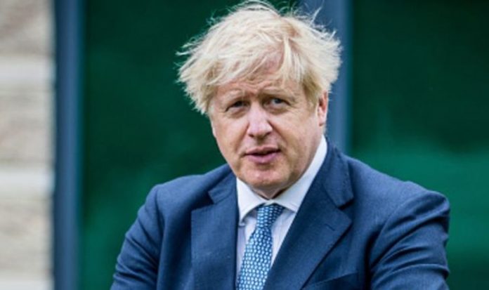 Boris Johnson to seek 'more flexibility' on migration laws to send migrants back to France | UK | News
