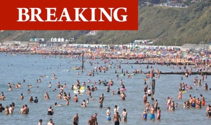 Bournemouth beach RED ALERT: Council warns public to 'avoid' due to overcrowding– PICTURES | UK | News