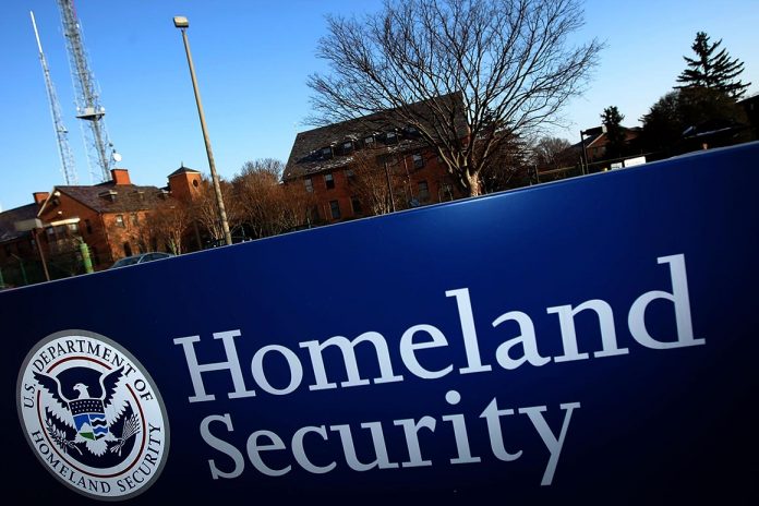 Democrats to introduce legislation to tighten DHS intel oversight – DNyuz Democrats to introduce legislation to tighten DHS intel oversight