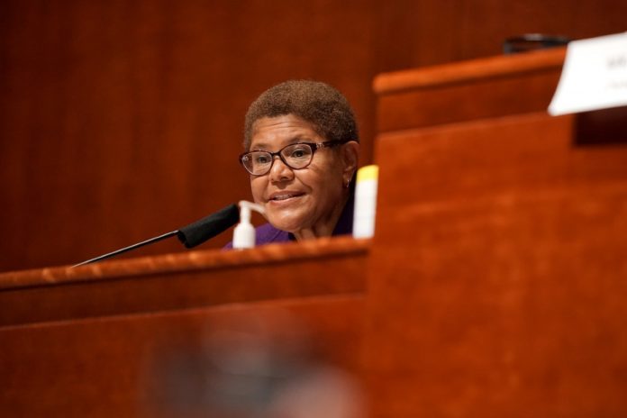 Karen Bass renounces her praise for Fidel Castro