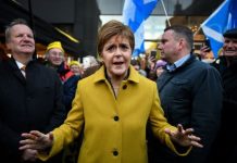 Nicola Sturgeon shamed over delayed Aberdeen lockdown – ‘Not quick enough’ | UK | News (Reports)