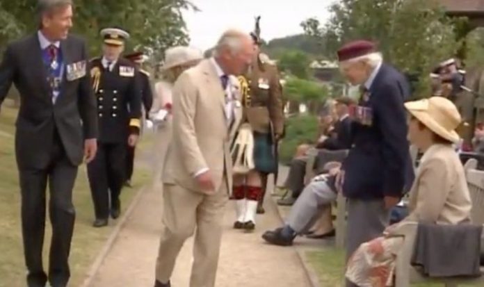 Prince Charles refuses handshake offer from WWII veteran as he attend VJ Day ceremony | Royal | News
