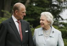 Queen Elizabeth II news: Royal’s reaction to meeting Prince Philip for first time unveiled | Royal | News (Reports)