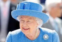 Queen news: Monarch said THESE words to Prince Harry before he stepped back | Royal | News (Reports)