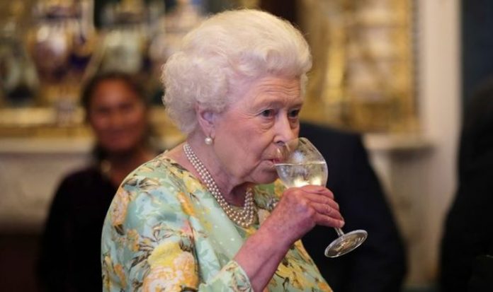 Queen news: ‘Rocket fuel’ cocktails and more – how the Royals spend time at Balmoral | Royal | News