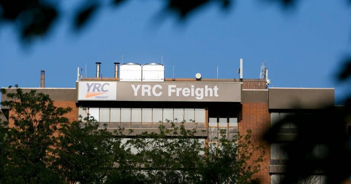 Rescue of Troubled Trucking Company With White House Ties Draws Scrutiny