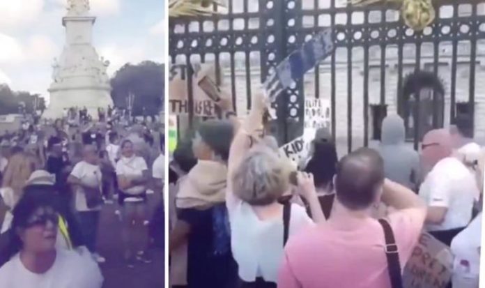 Royal fury erupts outside Buckingham Palace as enraged crowds scream 'paedophile' - VIDEO | Royal | News