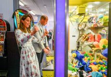 Kate and William visit Gavin and Stacey hotpots as they tour Barry Island to support staycation industry (Reports)