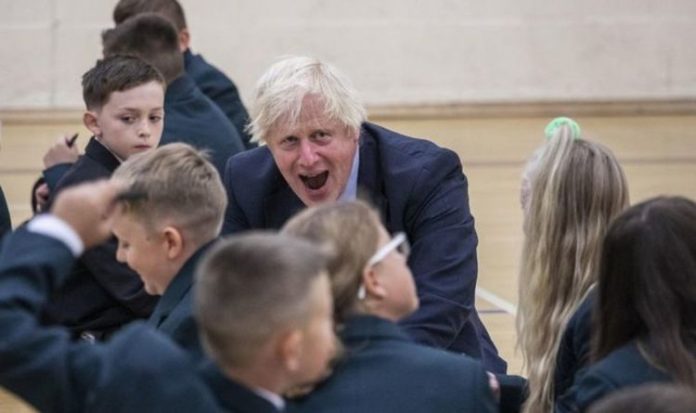 Schools reopening: Hundreds of heads vow to defy Government and block pupils' return | UK | News
