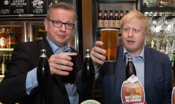 Coronavirus: Commons bars exempt from 10pm rule