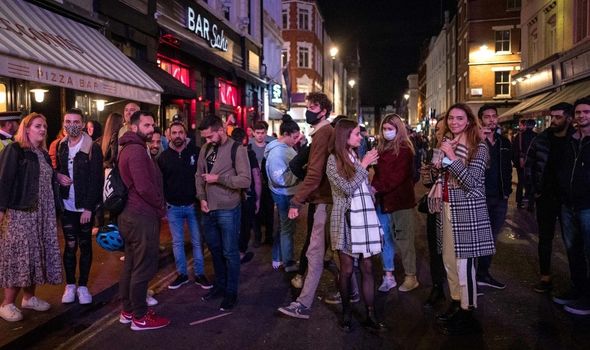 Coronavirus: The curfew has sparked controversy 