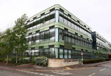 Covid-19 vaccine trials resume after all-clear ‘good news for everyone’ | UK | News (Reports)