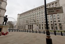 Former personnel discharged over sexuality to have medals restored