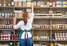 Law must protest our shop workers from violent thugs, campaigners say | UK | News (Reports)