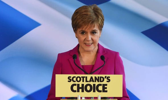 Nicola Sturgeon demands independence referendum