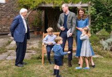 Prince George warning: The special meaning behind David Attenborough’s gift to George | Royal | News (Reports)