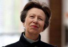Princess Anne stuns royal fan with ‘beautiful’ card – ‘Very impressed!’ | Royal | News (Reports)