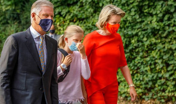 royal news princess elizabeth belgium duchess brabant military school news
