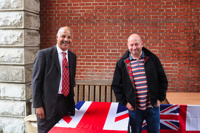 John Conteh MBE congratulates veterans on completion of Boxing Through Barriers programme