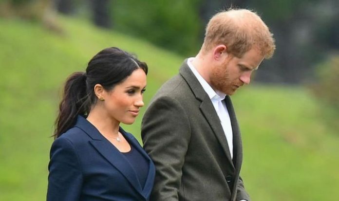 Meghan Markle and Harry 'couldn't care less' about popularity nosedive – Sussex fans react | Royal | News