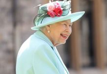 Queen Elizabeth II staff will NEVER serve her bananas without knife and fork | Royal | News (Reports)