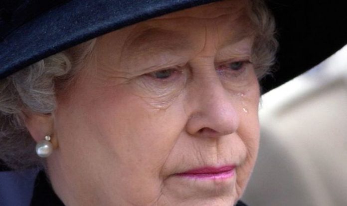 Queen heartbreak: Distressed letter over irrelevant relatives after major change revealed | Royal | News