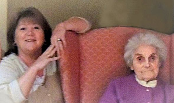 Lily and daughter Shirley