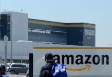 Amazon warehouse fire: Firefighters battle HUGE blaze as whole building is evacuated | UK | News (Reports)