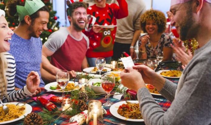 Christmas rules outlined: What you can and can’t do this festive period | UK | News