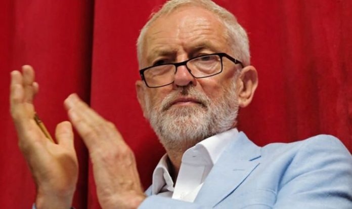Corbyn poses for selfie with ANOTHER suspended Labour member as antisemitism row erupts | UK | News