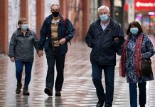 Coronavirus news: All over-60s must follow ‘clinically vulnerable’ coronavirus rules | UK | News (Reports)