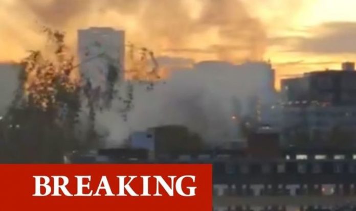London King’s Cross fire: 25 firefighters rush to blaze at block of flats -smoke fills sky | UK | News