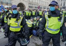 London lockdown protest: Britons furious as chaos erupts – ‘Absolutely disgusting!’ | UK | News (Reports)