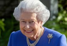Queen Elizabeth II ‘encouraged people to vote in election’ in royal protocol breach | Royal | News (Reports)