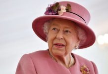 Queen narrowly avoids Tier 3 at Windsor Castle after Berkshire given unusual dispensation | Royal | News (Reports)