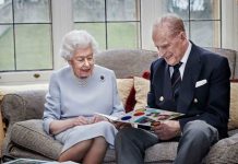 Queen sends special message to Prince Philip with significant item on anniversary picture | Royal | News (Reports)