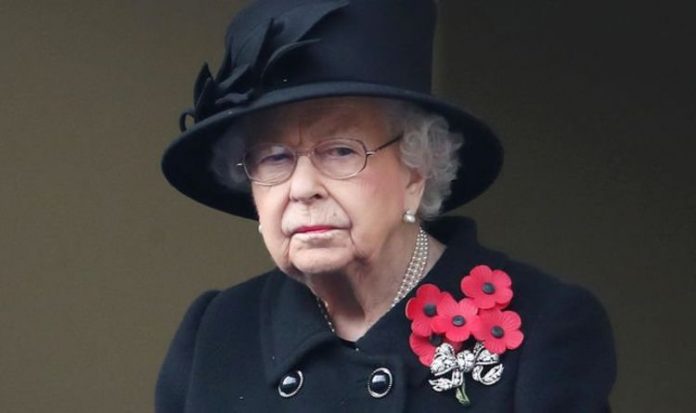 Remembrance Sunday: Queen Elizabeth II described as 'lonely figure' in BBC broadcast | Royal | News