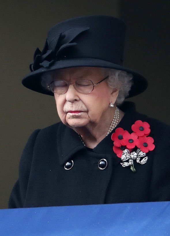 prince harry news duke of sussex remembrance sunday service poppy queen news
